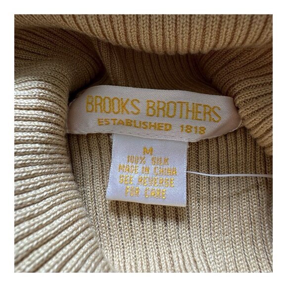 Brooks Brothers 100% Silk Turtleneck Sweater Beige Ribbed Knit Women’s M - Picture 2 of 8